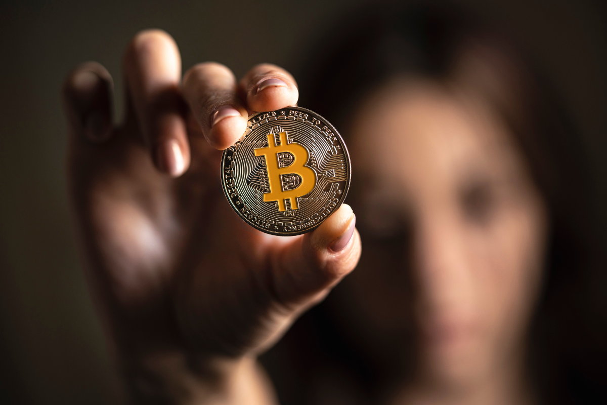 Kitovi povlače Bitcoin sa mjenjačnica. Što to znači?